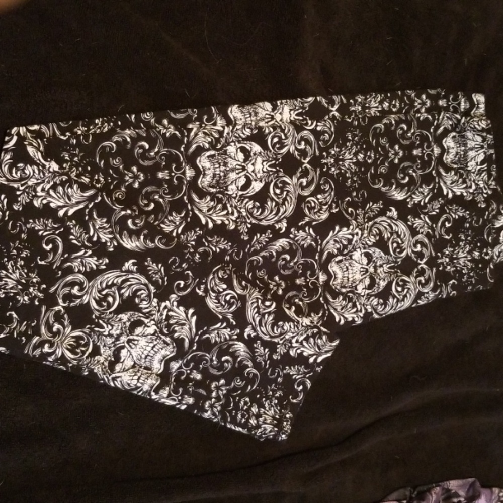Skull leggings